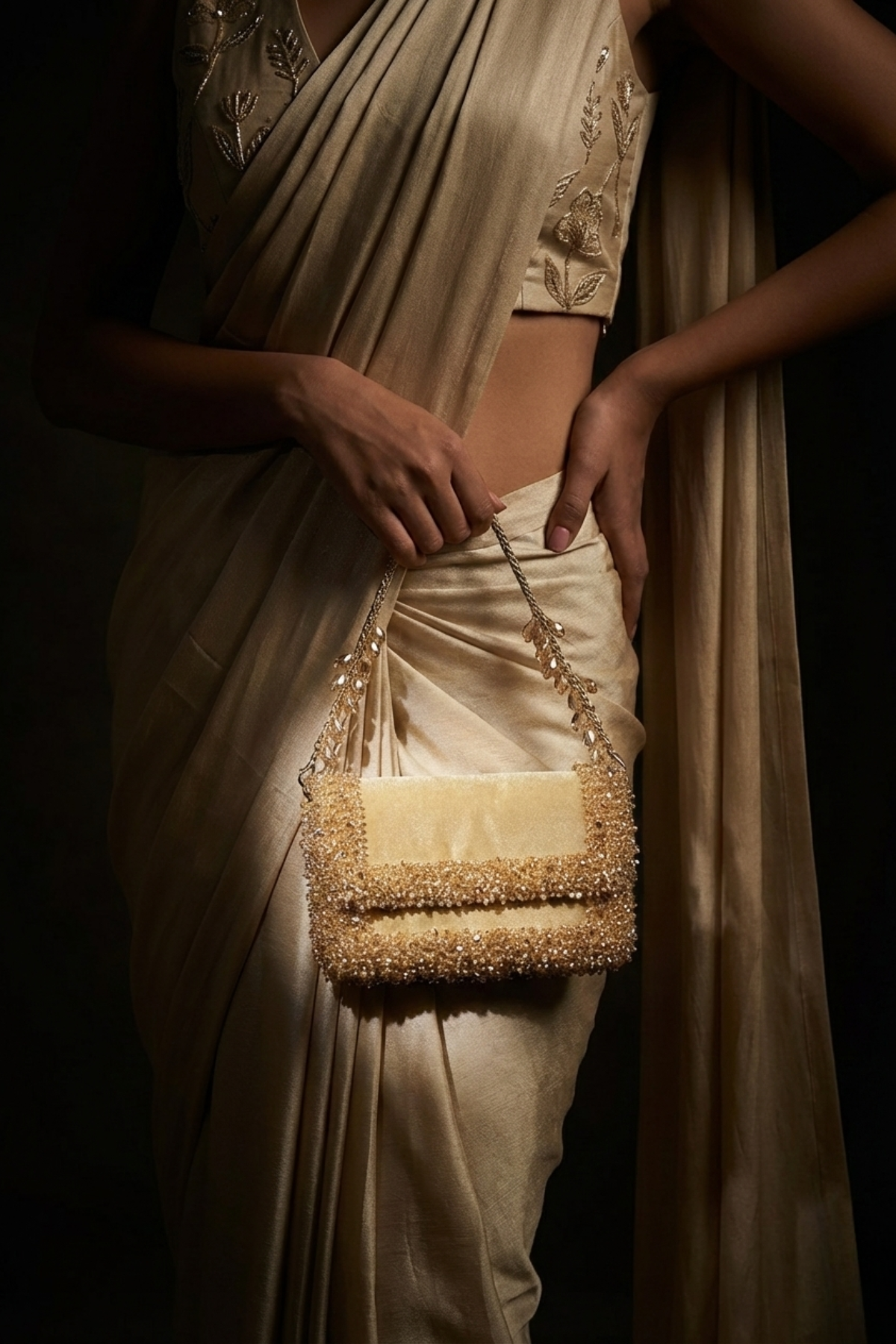 Elysia Golden Bag