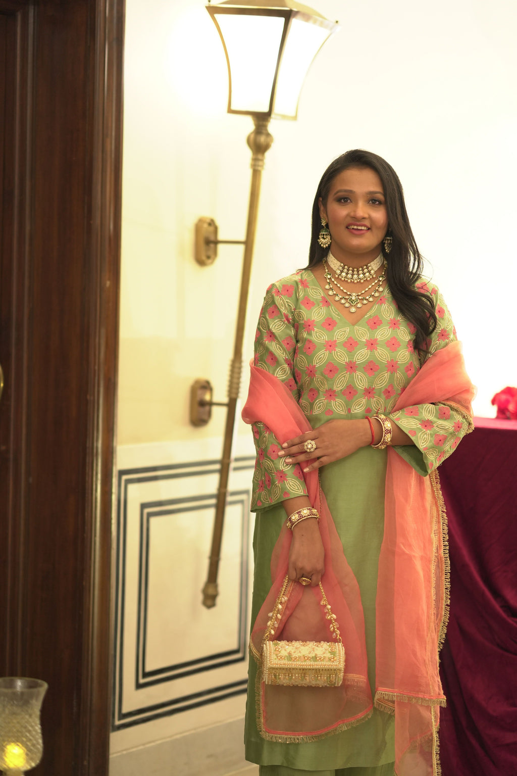 Gulbahar Cylindrical Bag