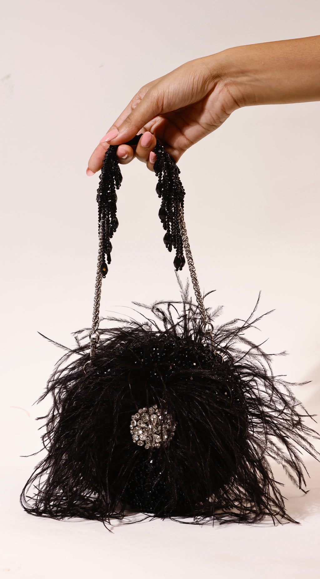 Feather Burst Black Round bag