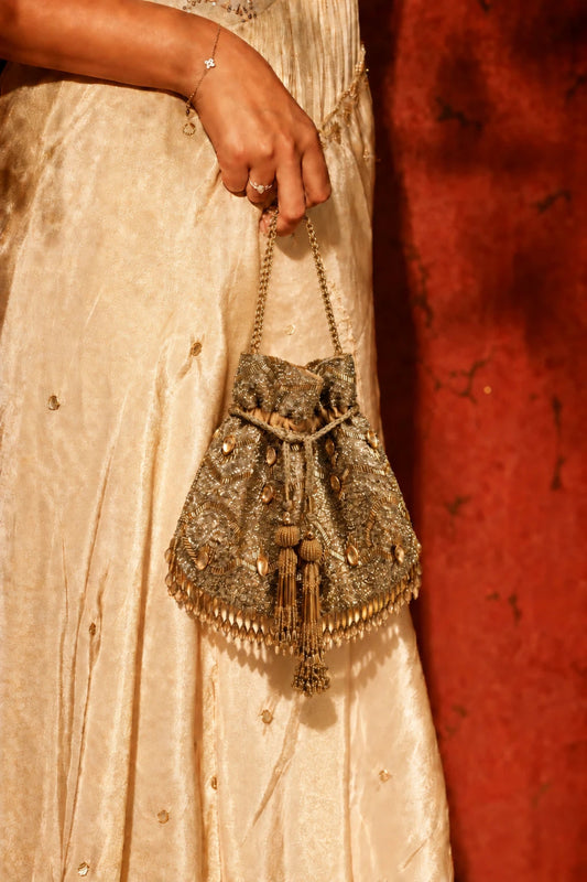 Gold embroidered handbag 