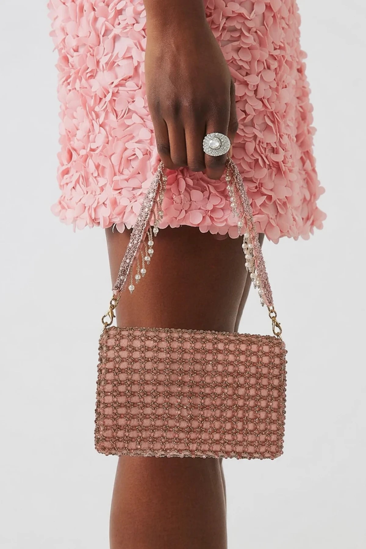 Everyday Luxe shoulder bag for women with premium detailing