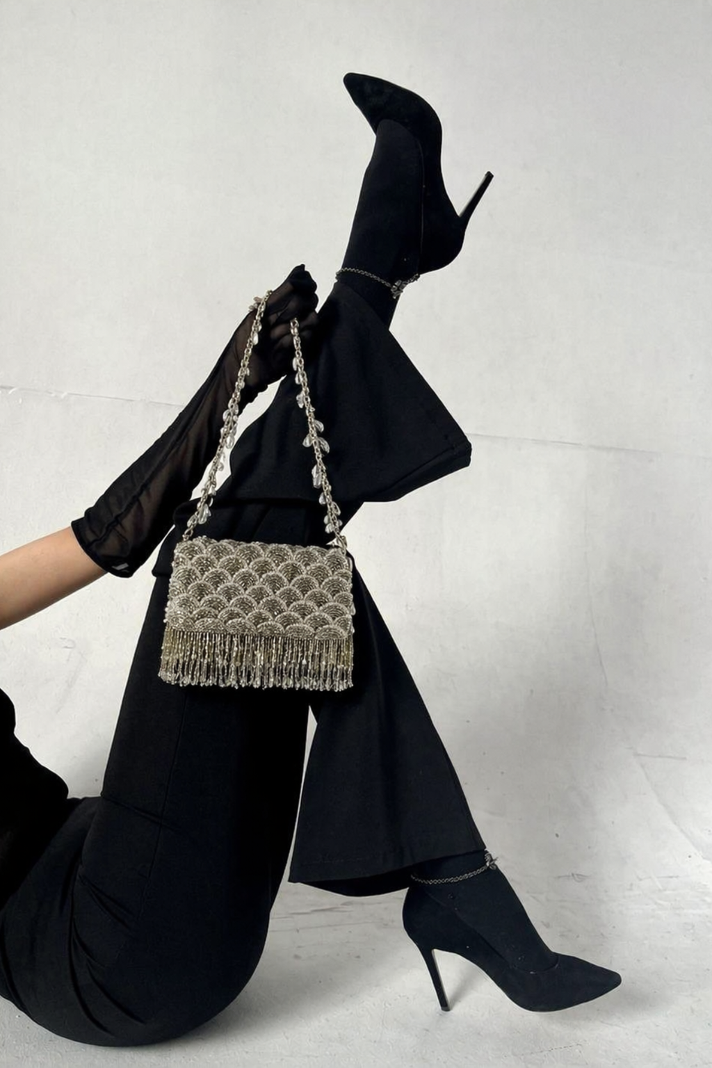 Glam shoulder occasion bag designed beautifully for receptions and celebration dressing