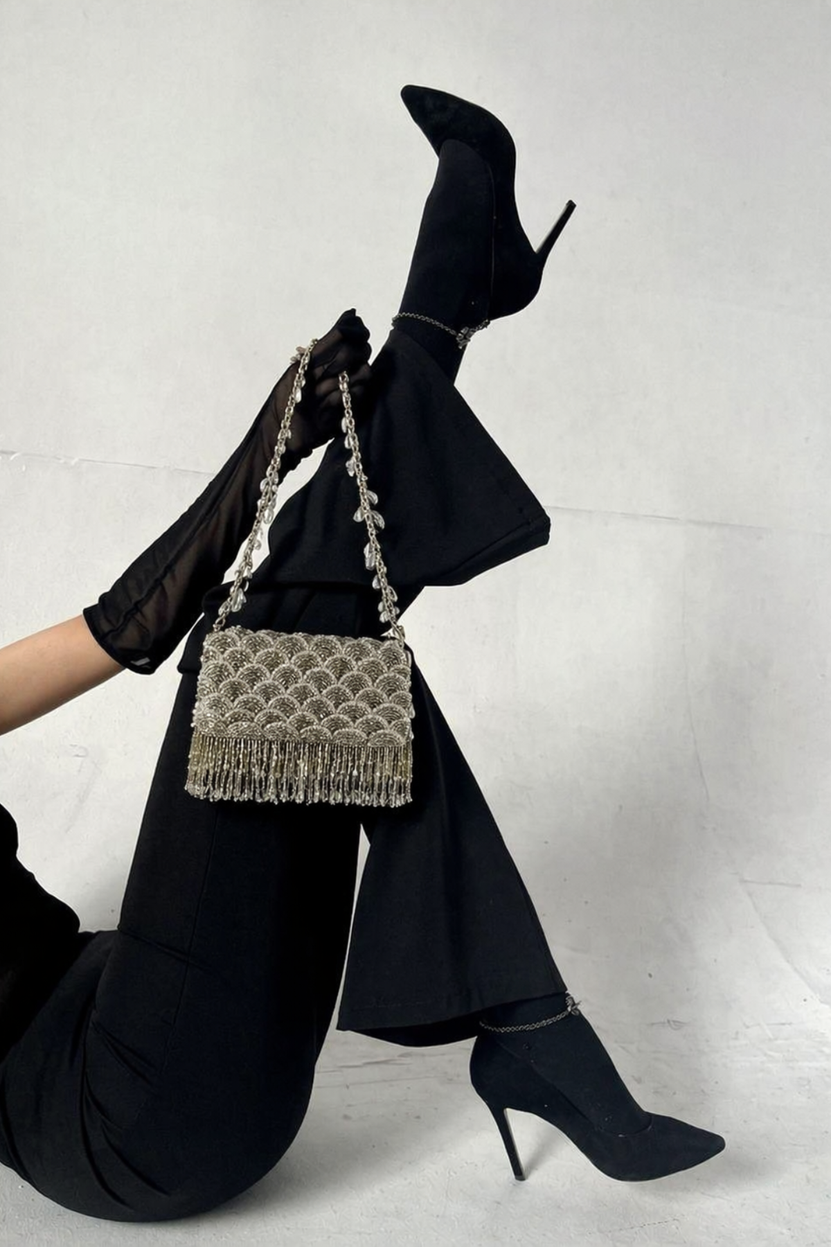 Glam shoulder occasion bag designed beautifully for receptions and celebration dressing